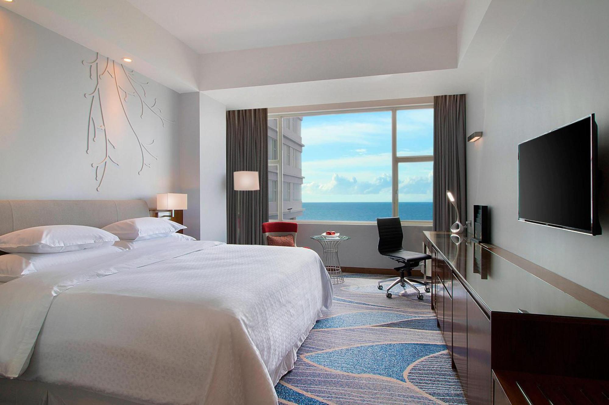 Four Points By Sheraton Manado Exteriör bild